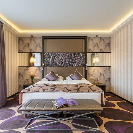 Victoria Garden Hotel és Étterem Nyíregyháza Extérieur photo